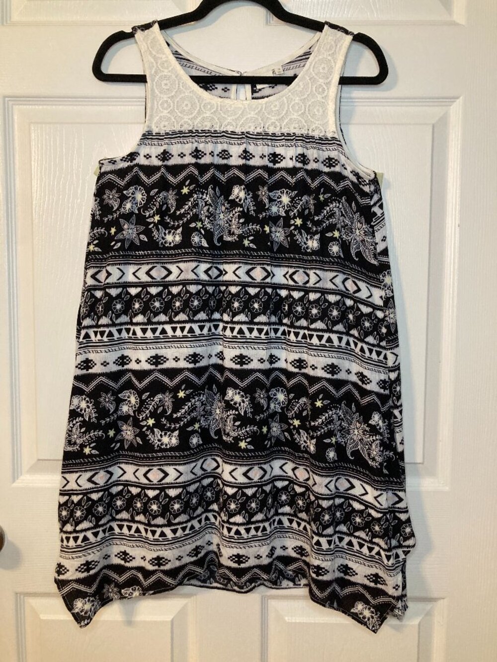 Mudd Girl's Black & White Sleeveless Boho-Print Dress - Size 16 Girls